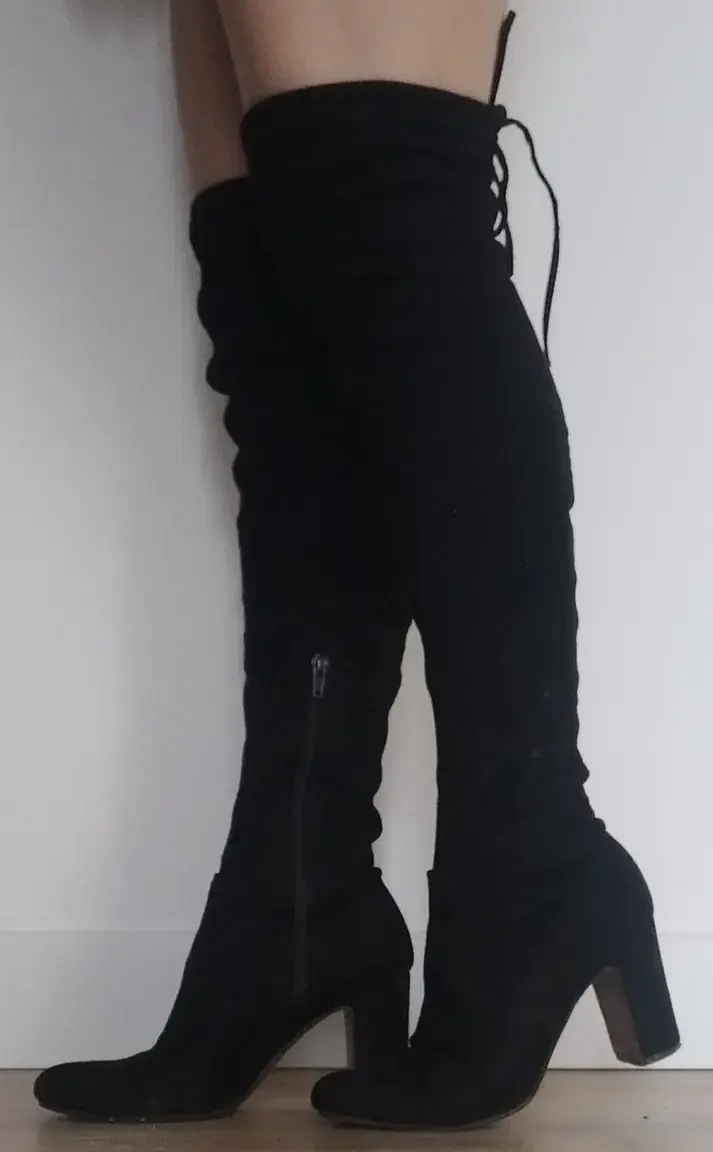 Leak & nude 2 — Jolis_pieds_sexy