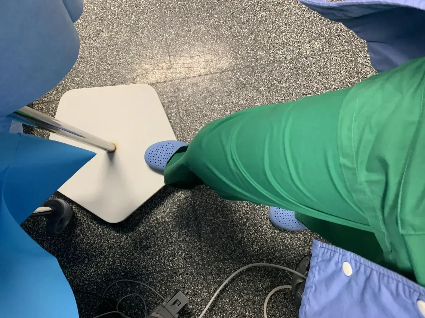 Photo de couverture de Linfirmiere-au-bloc