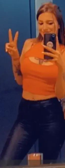 HELLO tout le monde je vous attends en privé  💋😘