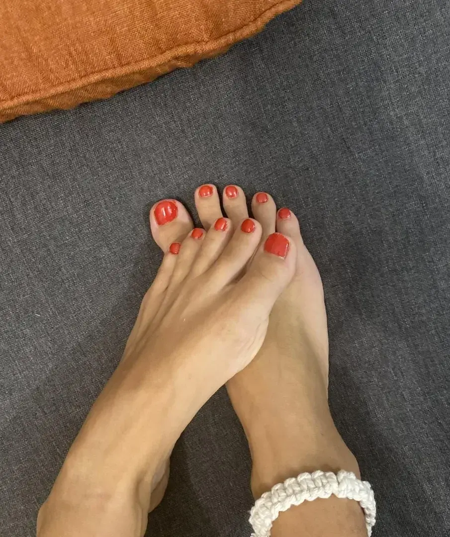 Photo de couverture de Auxpieds_