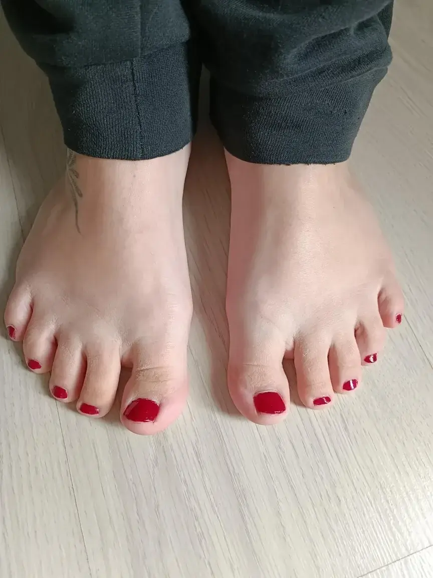 Leak & nude 1 — Mes-pied