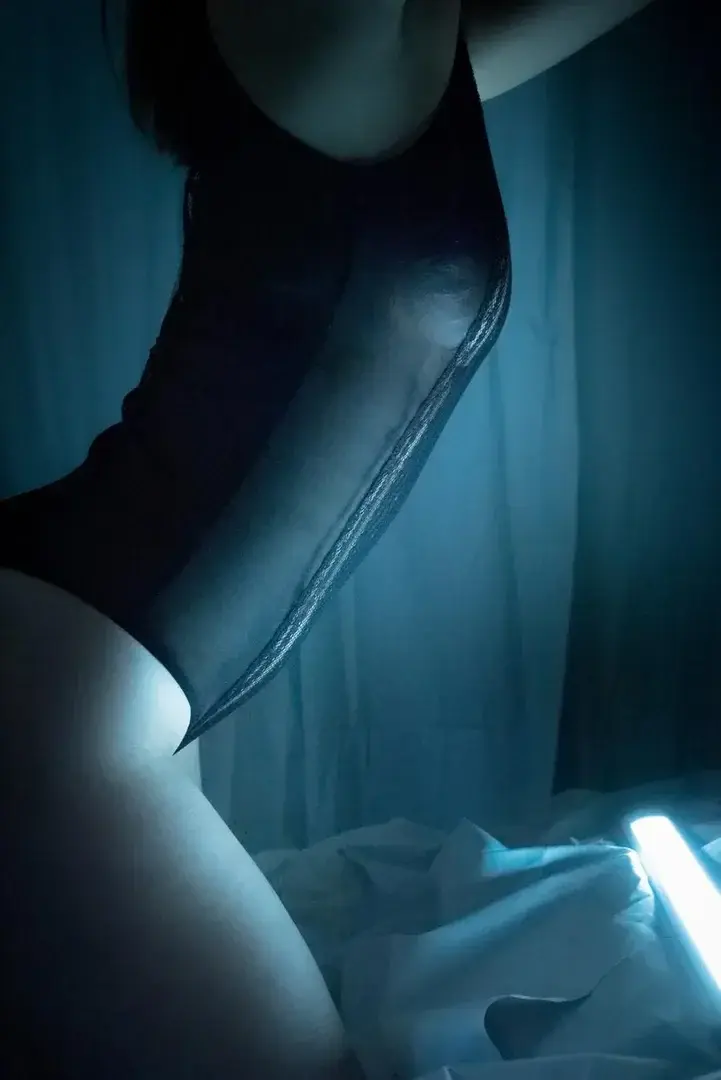 Leak & nude 1 — Art-lucie