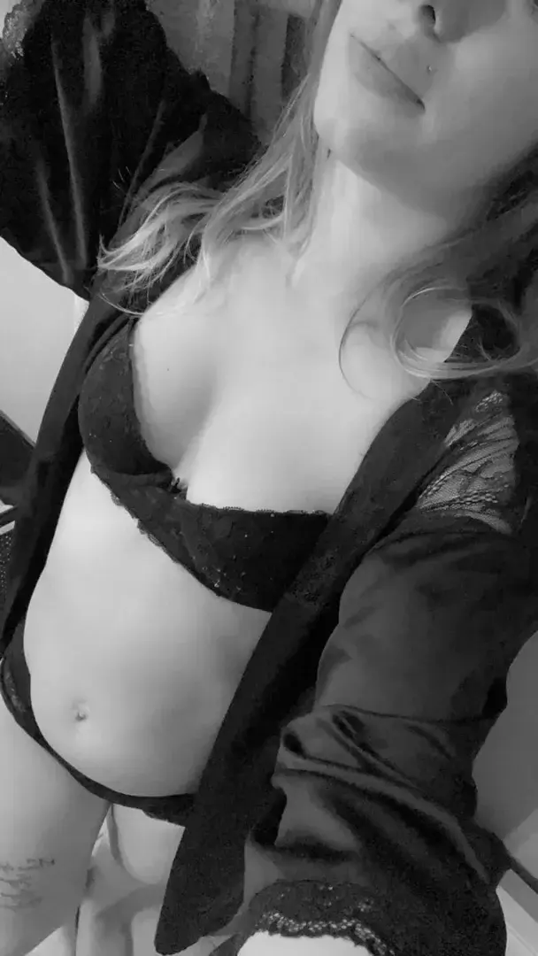 Leak & nude 5 — Sarahnels
