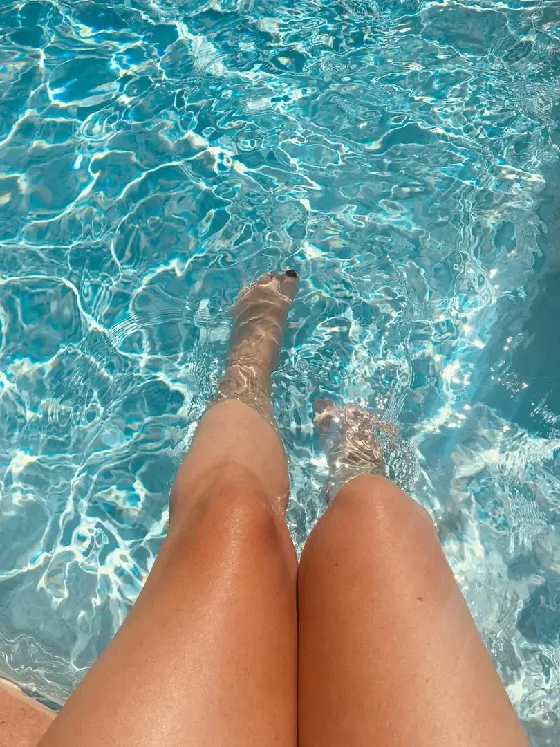 Leak & nude 3 — Feetonawalk