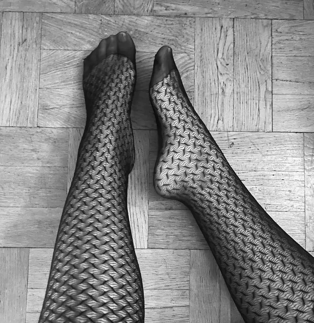 Leak & nude 6 — Feetonawalk