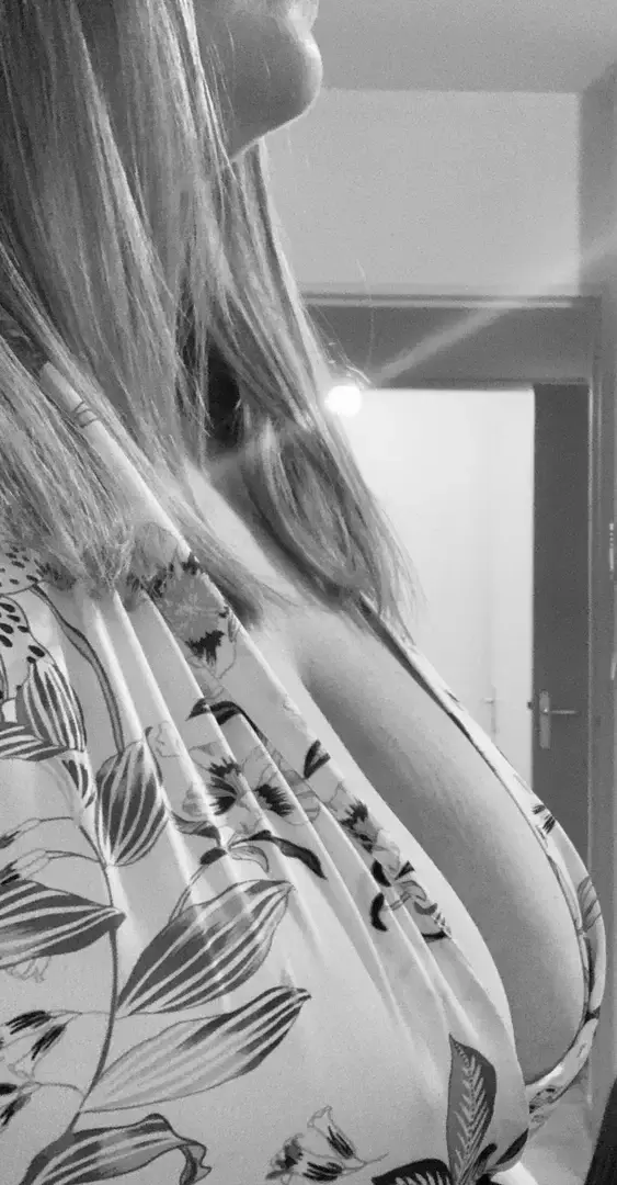 Leak & nude 2 — Mysterieuse13