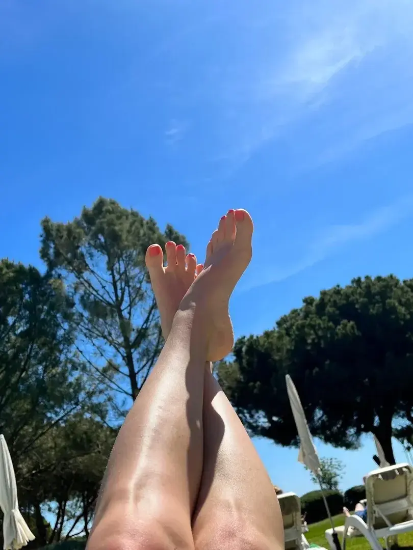 Leak & nude 2 — Deepfeet92