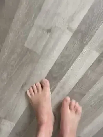 Leak & nude 3 — Sex-cam-feets