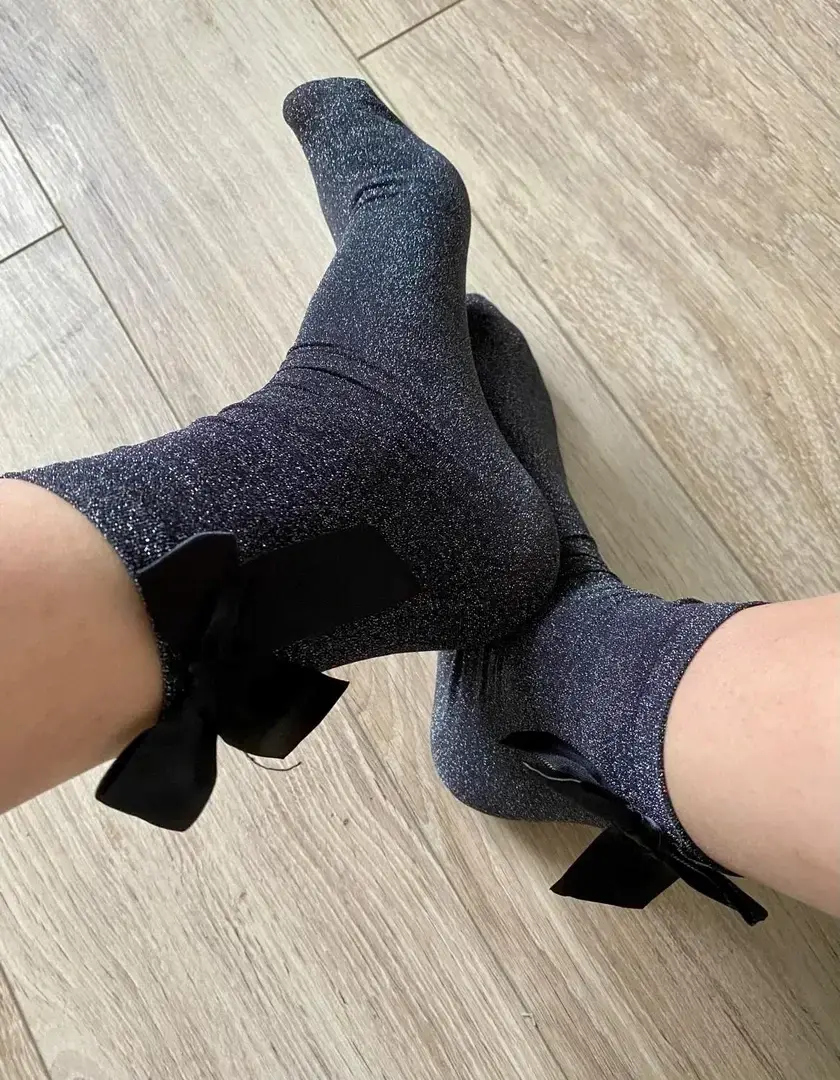 Leak & nude 4 — Feetgiiirl_