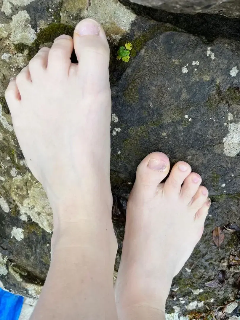Leak & nude 3 — Feetonfire69
