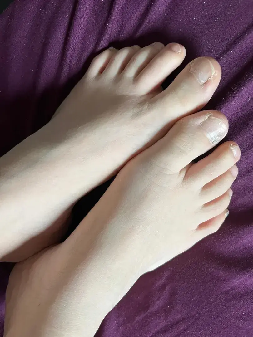 Leak & nude 4 — Feetonfire69