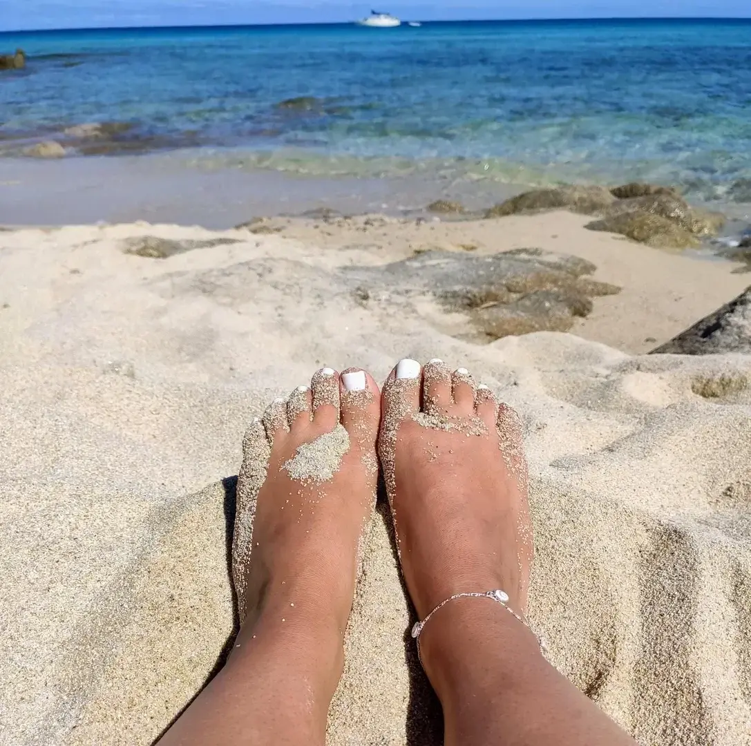 Photo de couverture de Jolieepieds️️mains