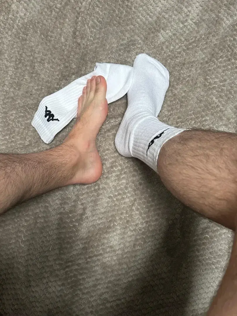 Leak & nude 1 — Feetfootpied43