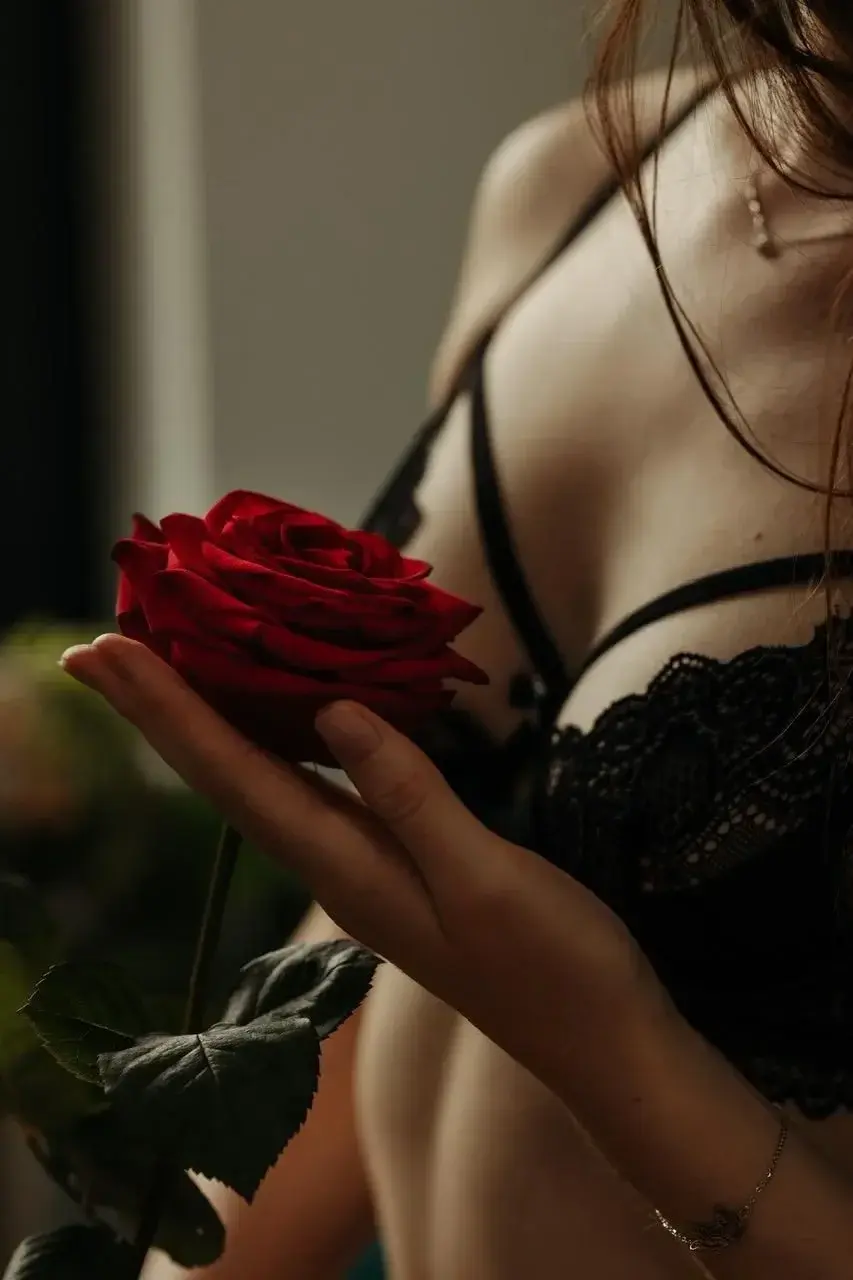 Leak & nude 1 — Lwood