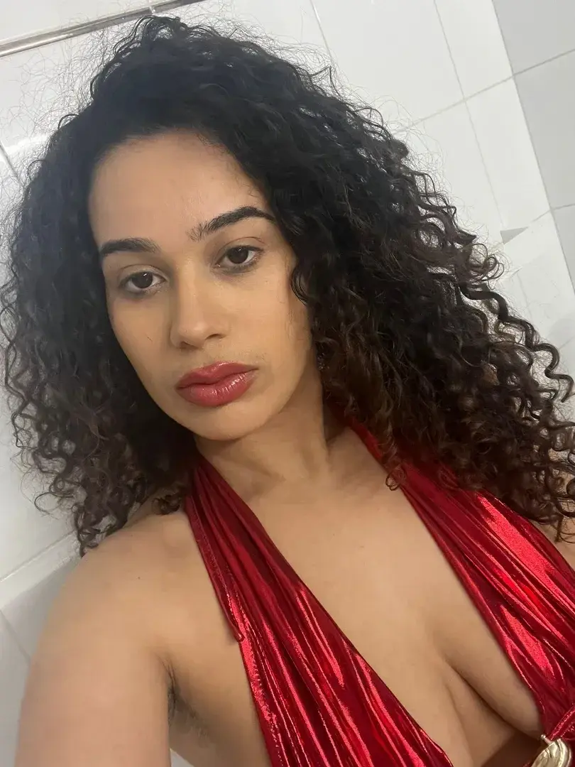Vous aussi vous trouvez que j’ai une tête de salope?