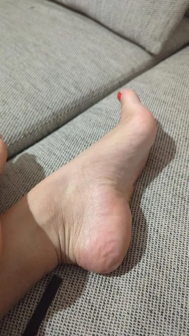 Leak & nude 1 — Lolo_pieds