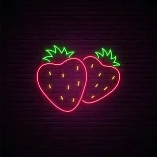 Photo de couverture de lena-strawberry