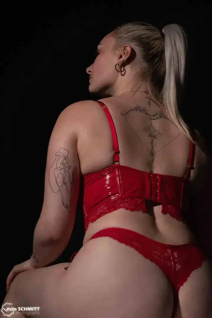 Leak & nude 1 — Camille2001