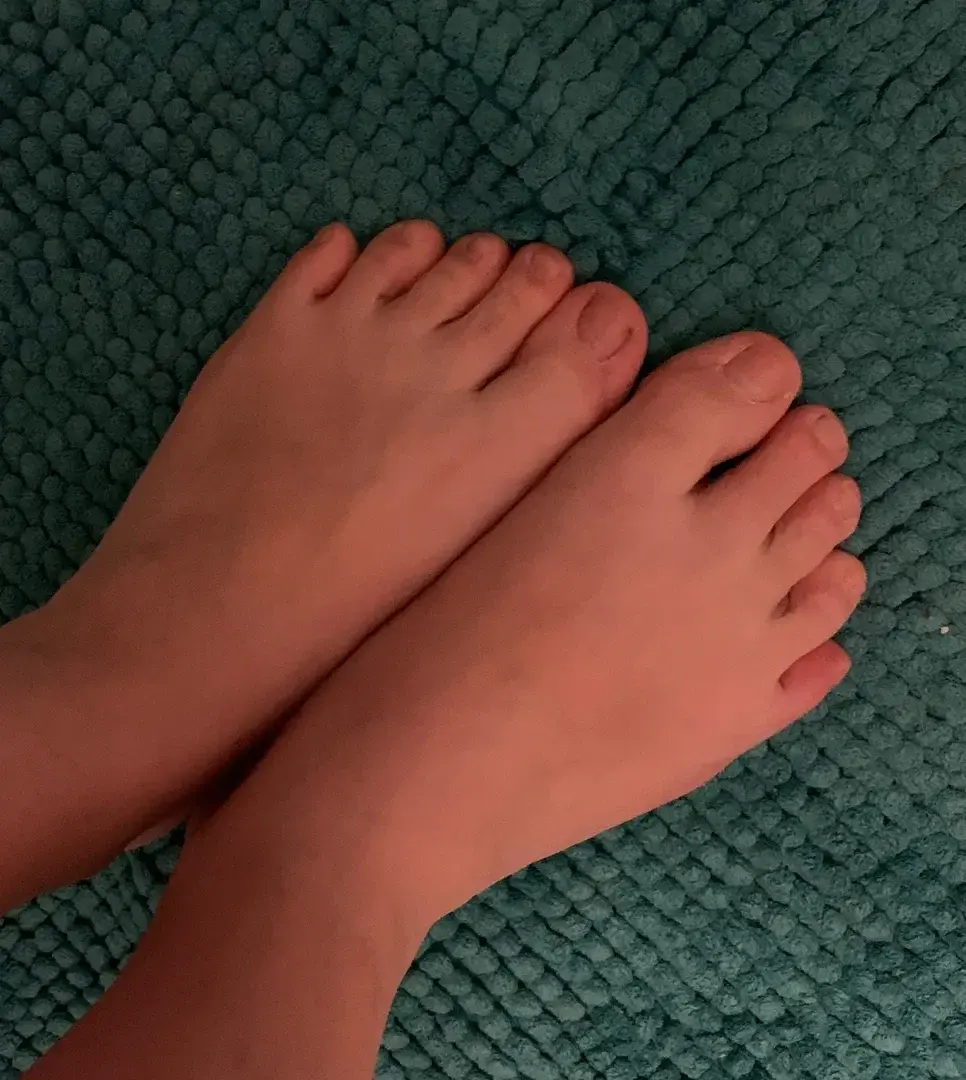 Leak & nude 1 — Joliepiedsrose