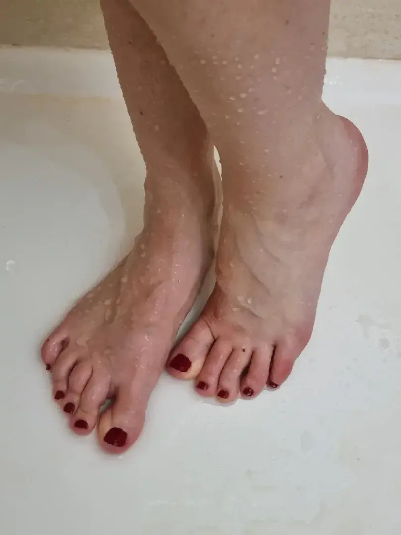 Leak & nude 2 — Feets_girl_