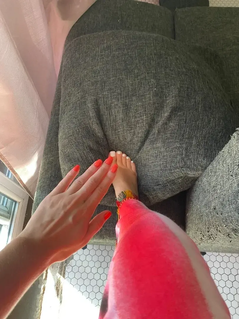 Leak & nude 1 — Feet_asss