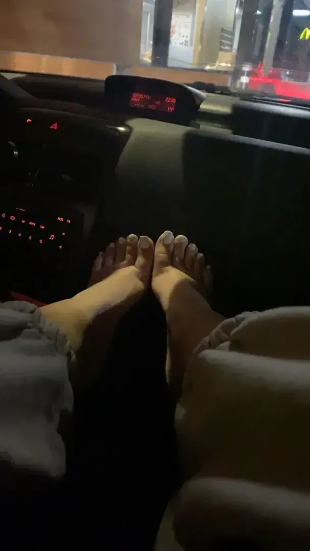 Leak & nude 3 — Feet_asss
