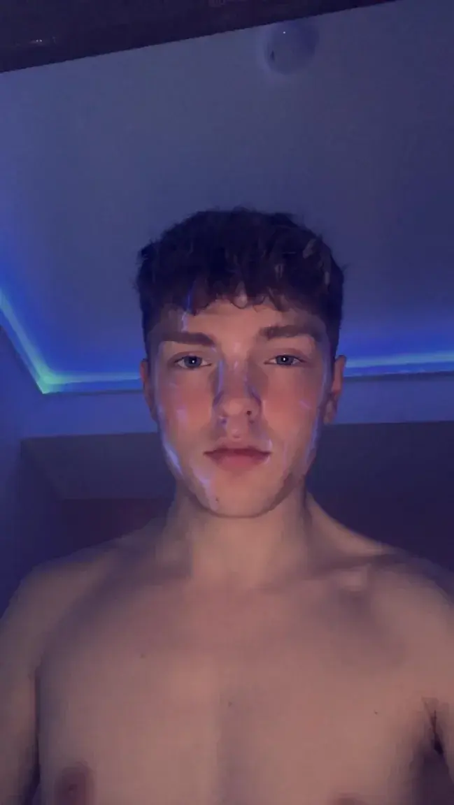 Leak & nude 2 — Thatbryan