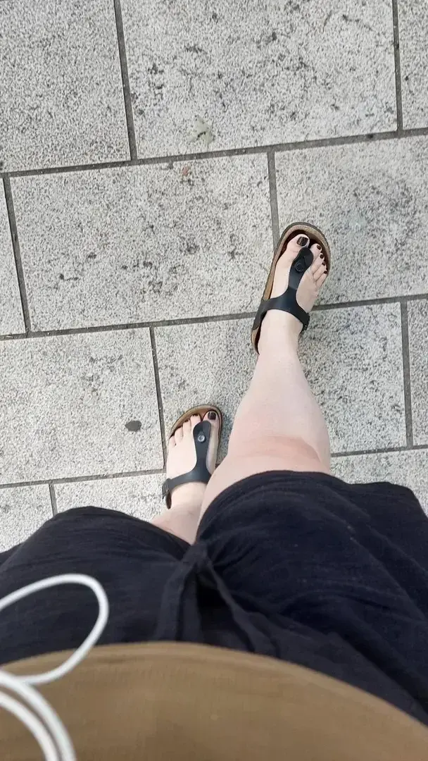 Leak & nude 1 — Walkinglovers
