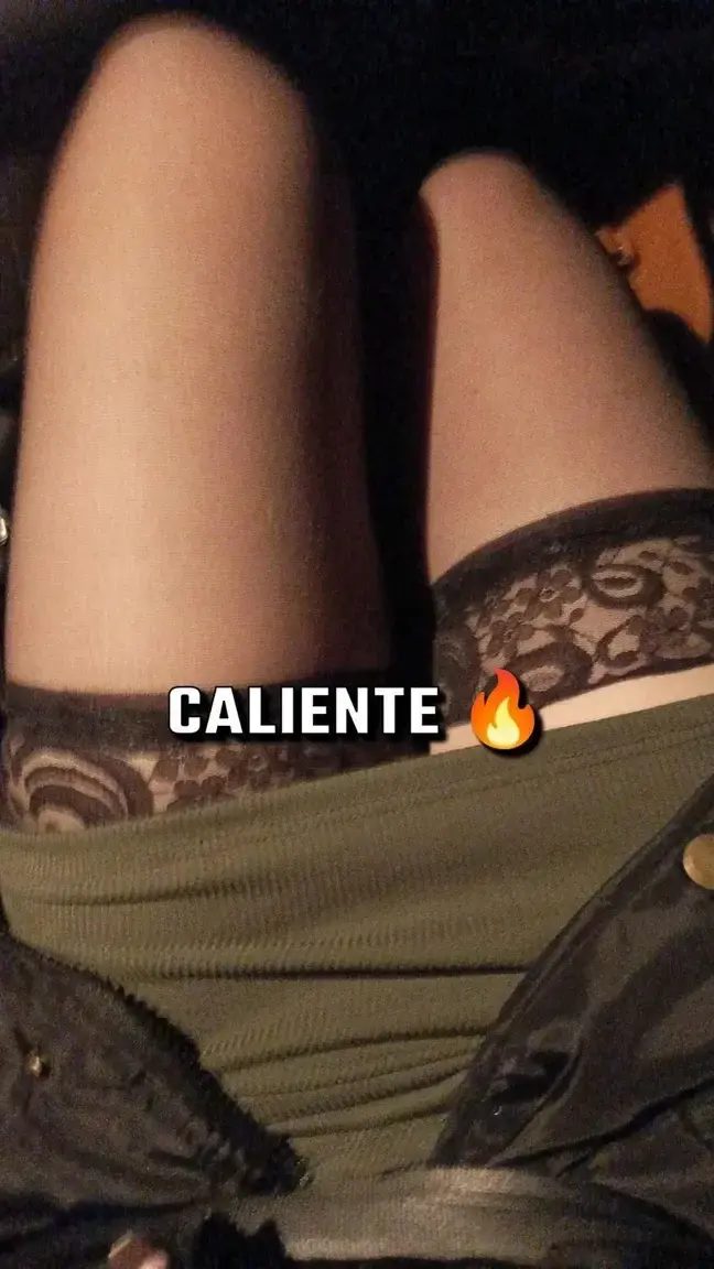Feeterisme 🔥 Viens en privé me lécher les pieds 💌