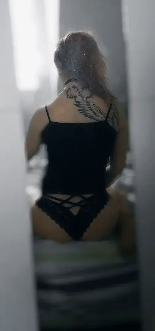 Leak & nude 3 — Emy-doll