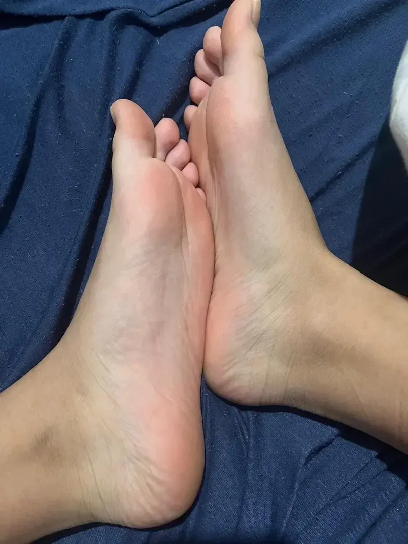 Leak & nude 3 — footbyshirley