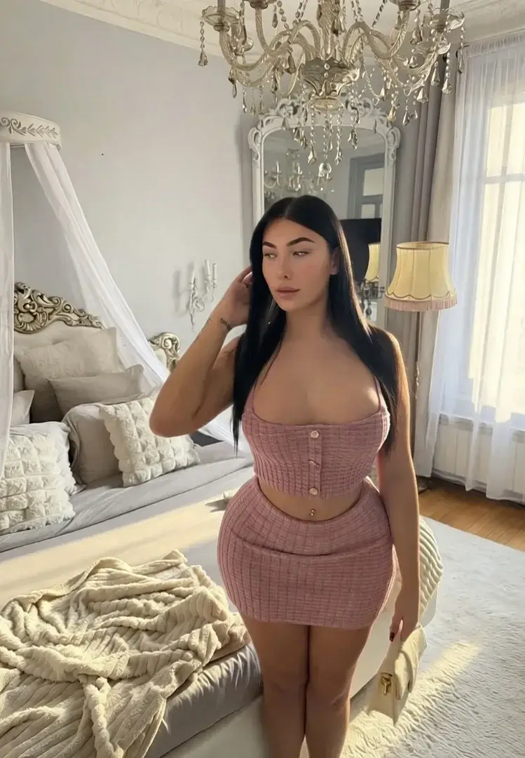 Naomi_mgn - Photo exclusive MYM 1 | French Modèles