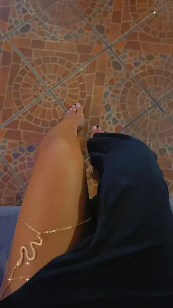 Leak & nude 1 — Yourfavouritefeet_