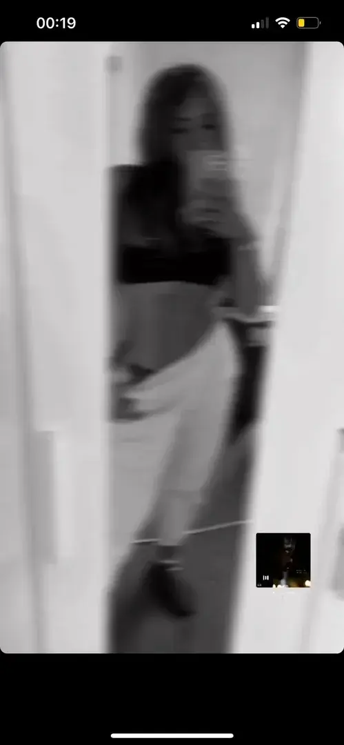 Leak & nude 2 — Roomycoquine