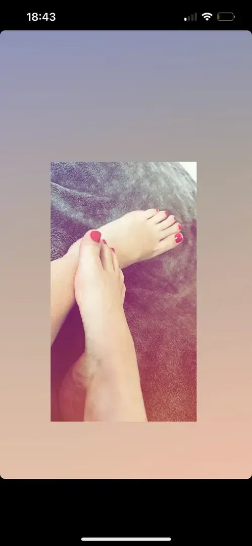 Leak & nude 4 — Roomycoquine
