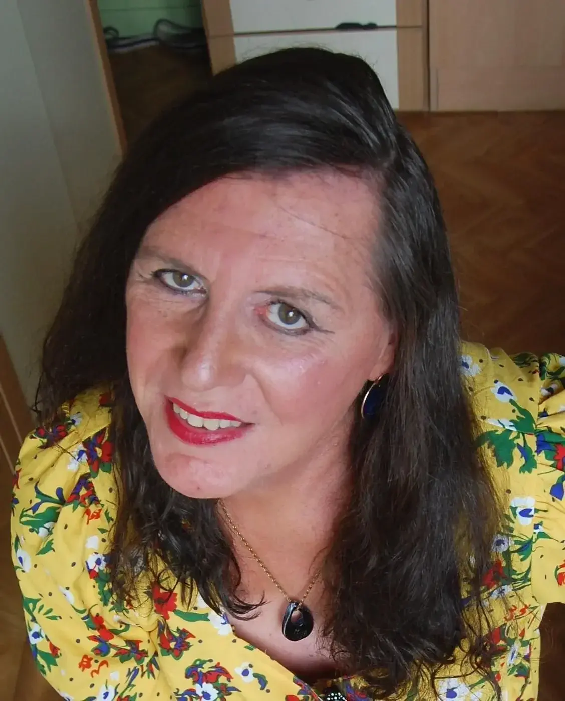 c'était l'été, envie de soleil,et cette tenue c'est le soleil,série complète sur demandeKiss emmanuellebelgium