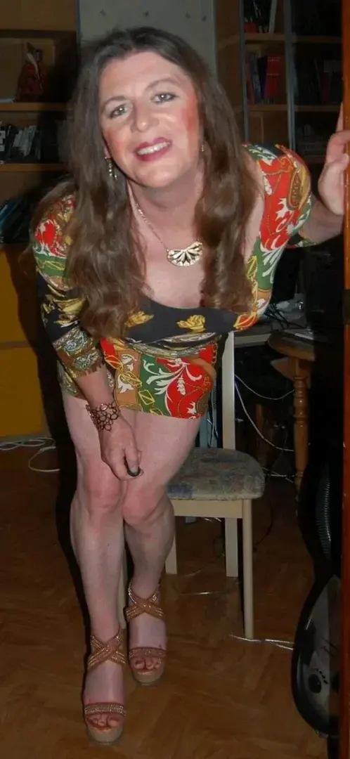 vous voulez en voir plus , contacter moi, mes choux.sérié complète disponible sur demande.kiss emmanuellebelgium