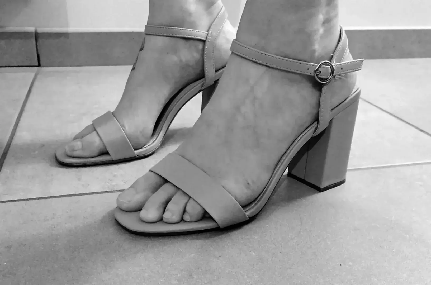 Avatar de Les-pieds-de-la-voisine