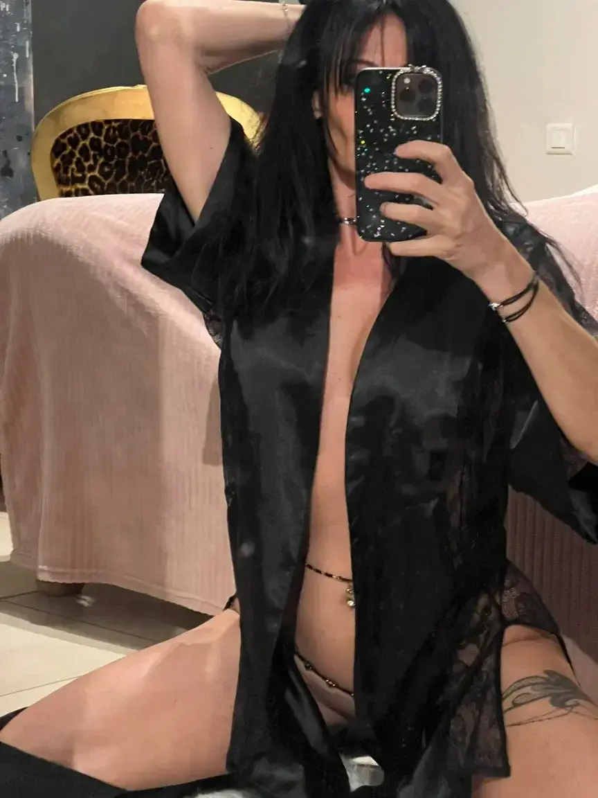 nathalieandreani — média 12 | French Modèles