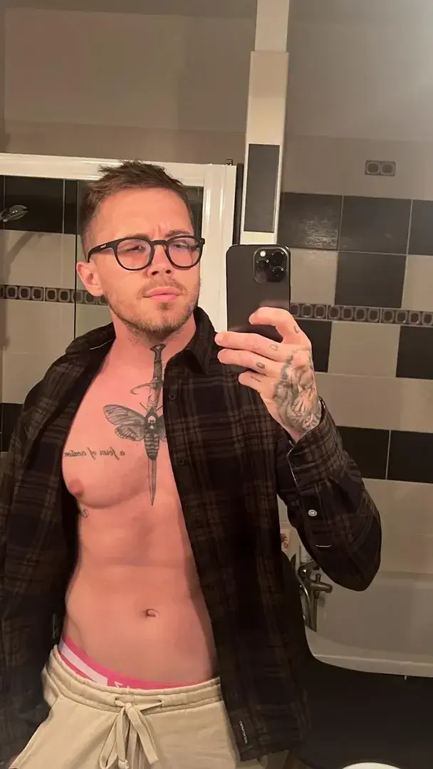 Leak & nude 2 — Savagewolff