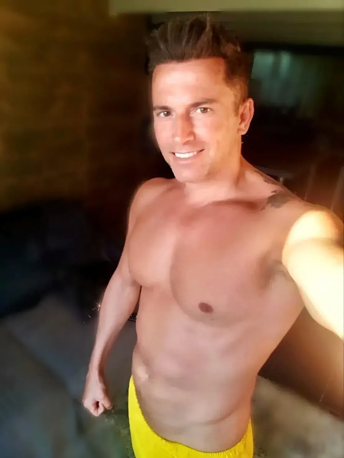 Leak & nude 1 — Coachtherence