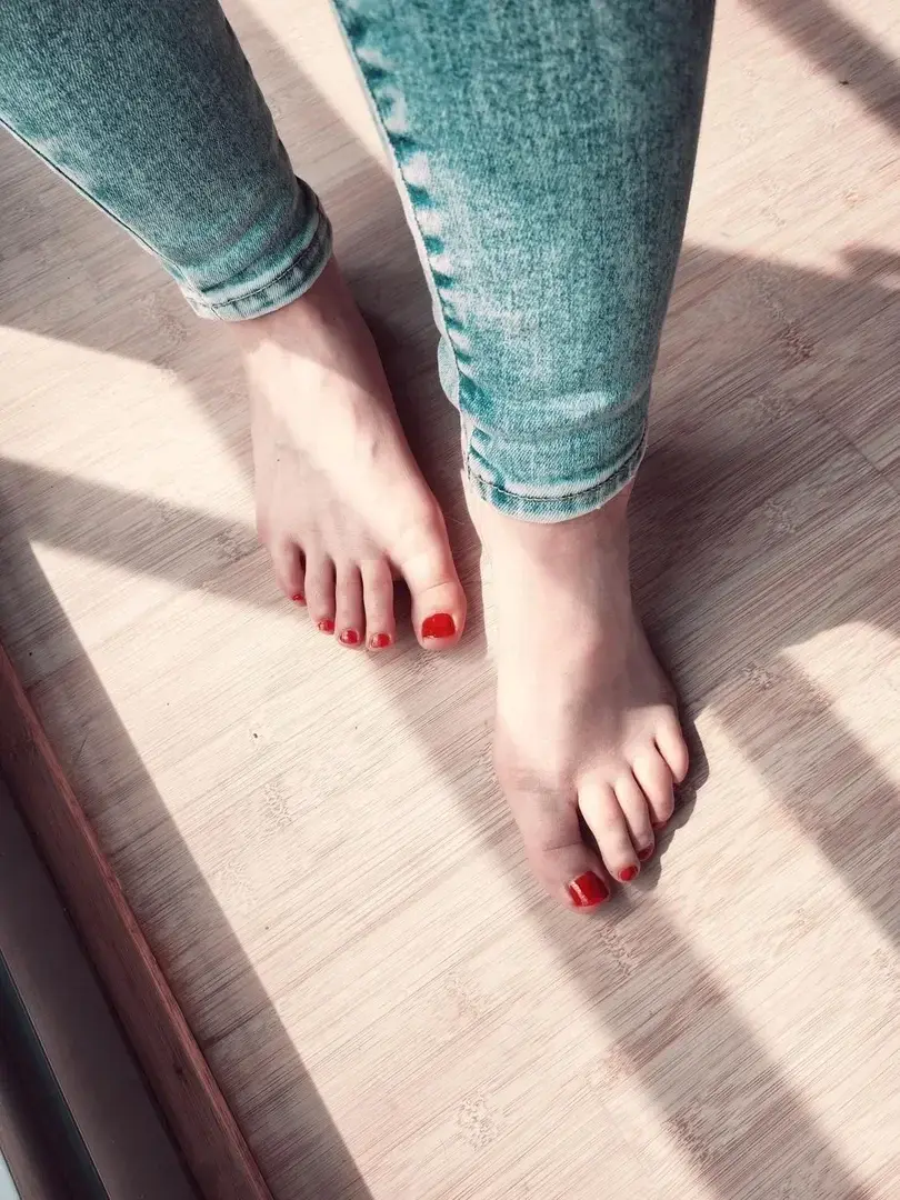 Leak & nude 5 — _lookmyfeet