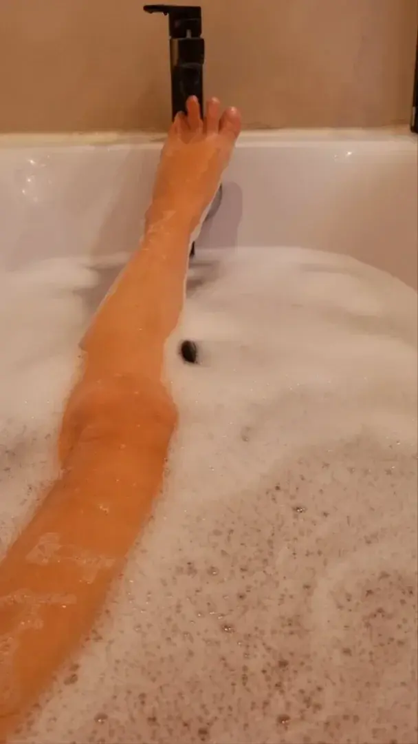 Leak & nude 1 — Pied-doree
