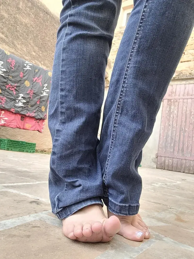 Leak & nude 2 — Isanola39