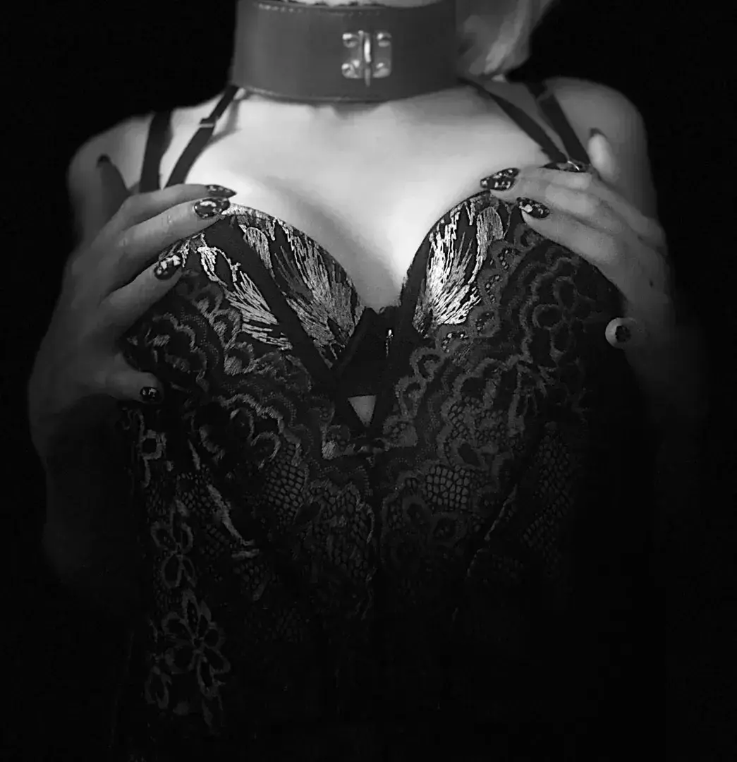 Leak & nude 1 — Lilithlunaria
