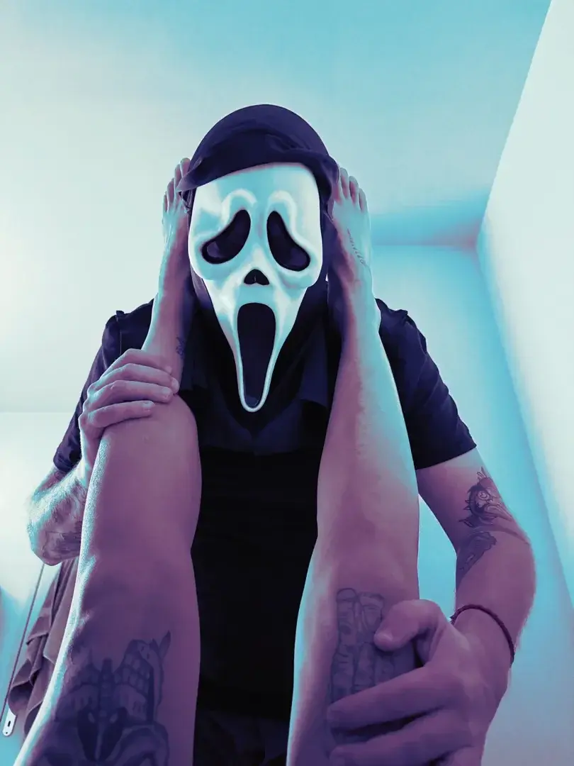 Leak & nude MYM — Persephonne : « Scream ! Tu peux crier personne ne t’entendra!!! #scream #movie #cinema #body #ass #parody #milf #wife #coquine #sex #bitch #bdsm #hard #actor #baby #like #mym #pourtoi #scary » (MYM)