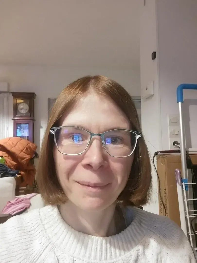 Leak & nude MYM — Ambredu74 : « Coucou 🥰 » (MYM)