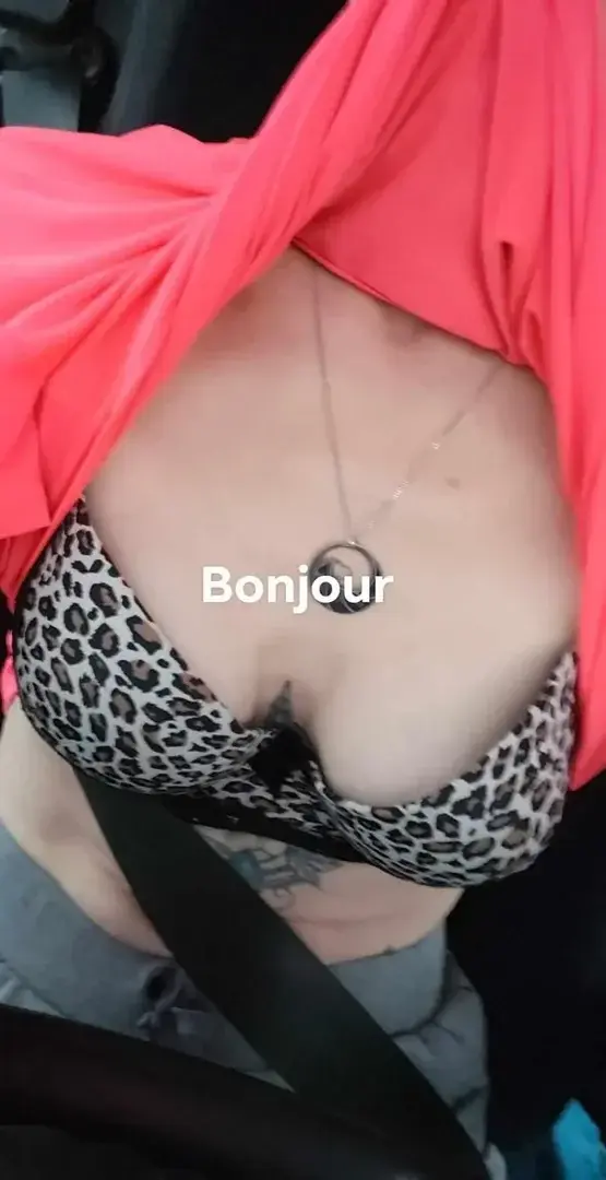 Leak & nude 3 — Sexyemilie-69