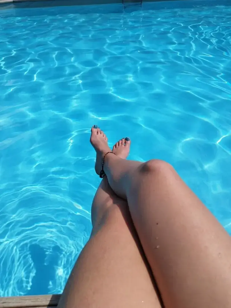 Leak & nude 6 — Travelersfeet