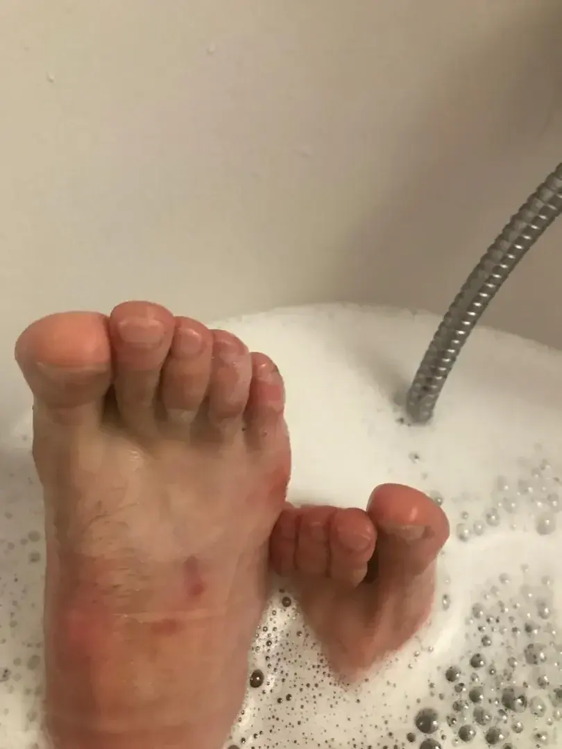Leak & nude 2 — lespiedsdhomme408